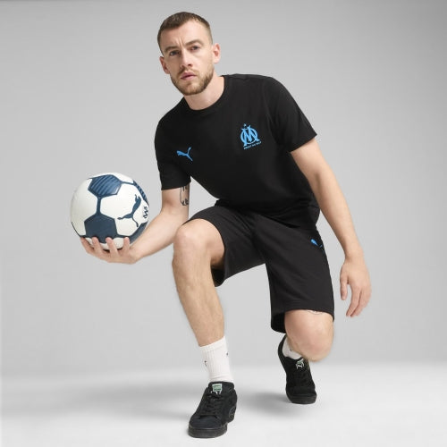 Black and Blue OM Essential T-Shirt