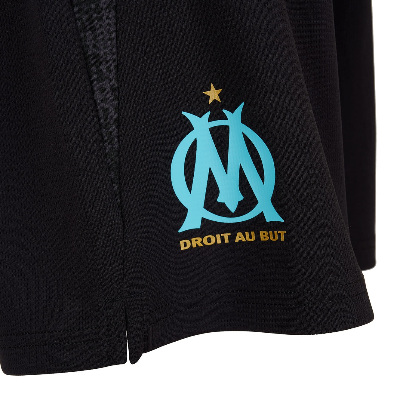 Short Training OM Noir